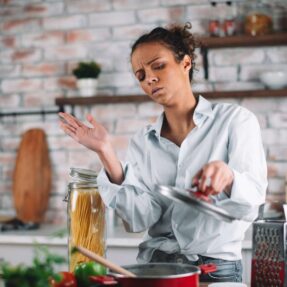 Kitchen accidents and cooking spicy food causes odors
